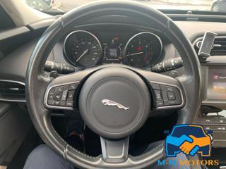 JAGUAR XE usata, con Controllo trazione