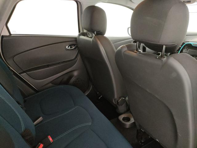 RENAULT Captur usata, con Hill holder