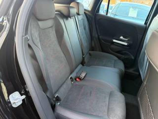 MERCEDES-BENZ GLA 180 usata 31