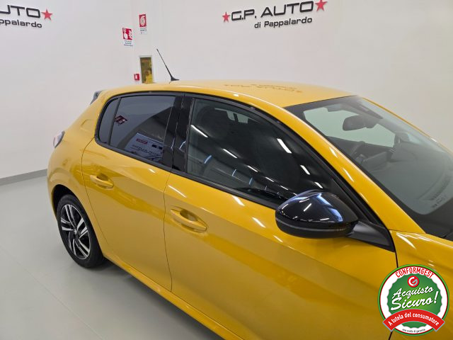 PEUGEOT 208 usata, con Airbag testa