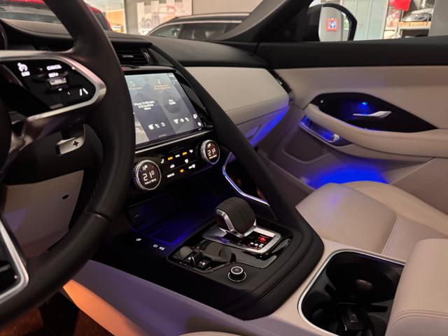 JAGUAR E-Pace usata, con Android Auto