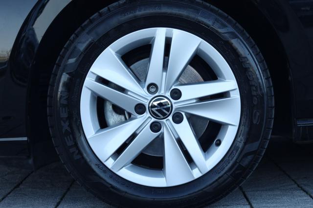 VOLKSWAGEN Golf usata, con Climatizzatore automatico, 3 zone