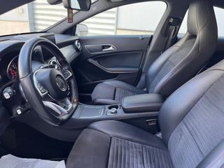 MERCEDES-BENZ CLA 200 usata, con Chiusura centralizzata