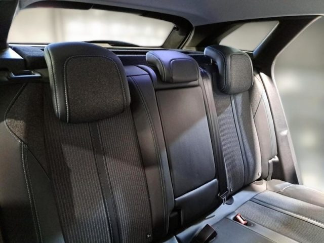 PEUGEOT 3008 usata, con Bracciolo