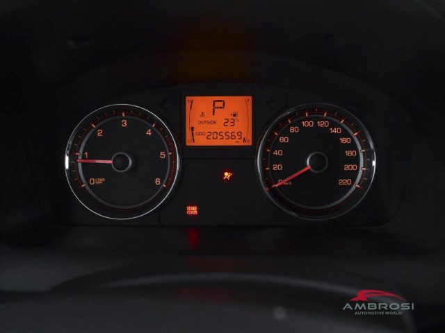 SSANGYONG Korando usata 12