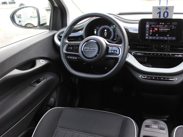 FIAT 500e usata, con Touch screen