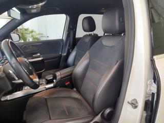 MERCEDES-BENZ GLB 200 usata, con Climatizzatore
