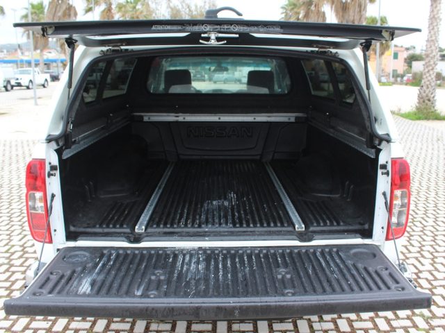 NISSAN Navara usata, con Specchietti laterali elettrici