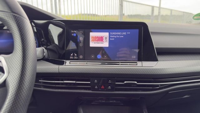 VOLKSWAGEN Golf usata, con Autoradio
