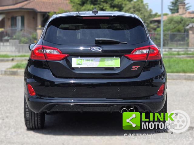 FORD Fiesta usata, con Sedile posteriore sdoppiato