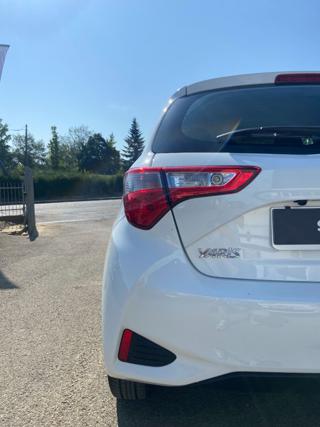 TOYOTA Yaris usata 16