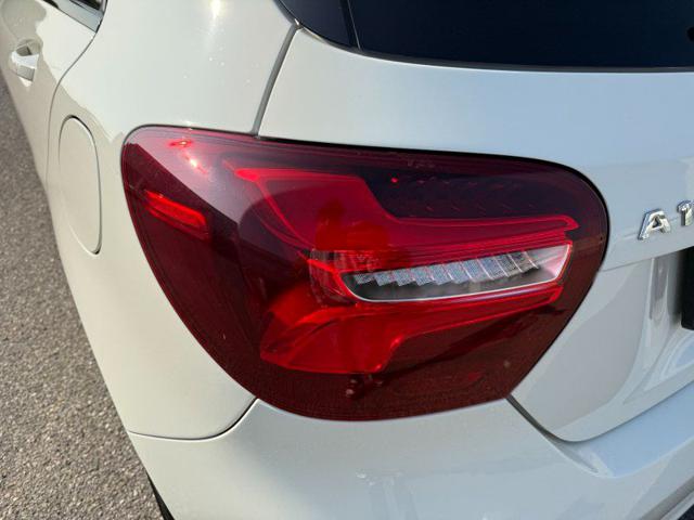 MERCEDES-BENZ A 180 usata, con Sensori di parcheggio anteriori
