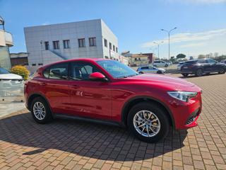 ALFA ROMEO Stelvio usata, con Alzacristalli elettrici