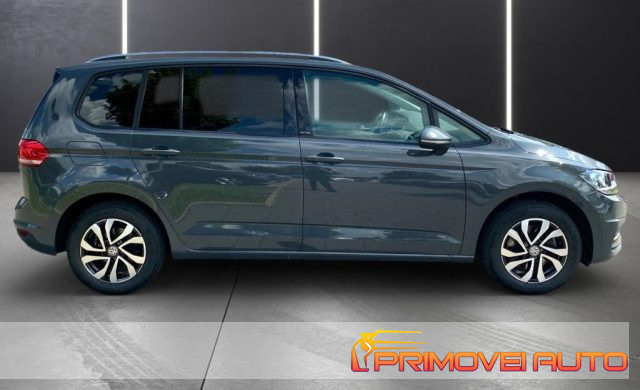 VOLKSWAGEN Touran usata, con Cruise Control