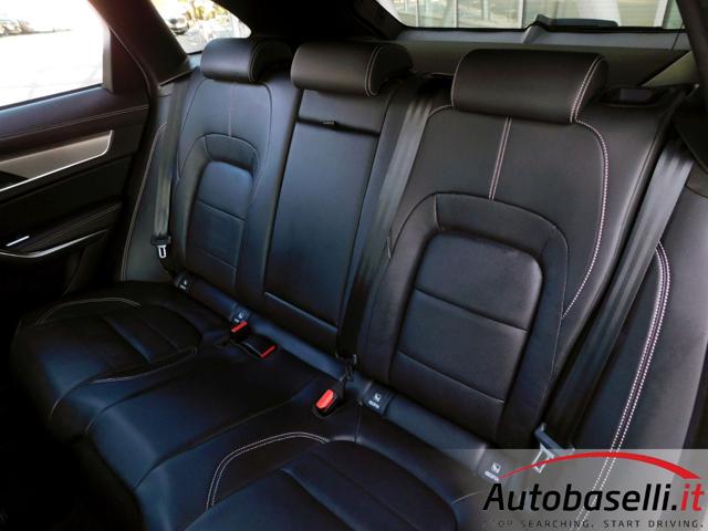 JAGUAR F-Pace usata, con Specchietto retrovisore con funzione antiabbagliamento