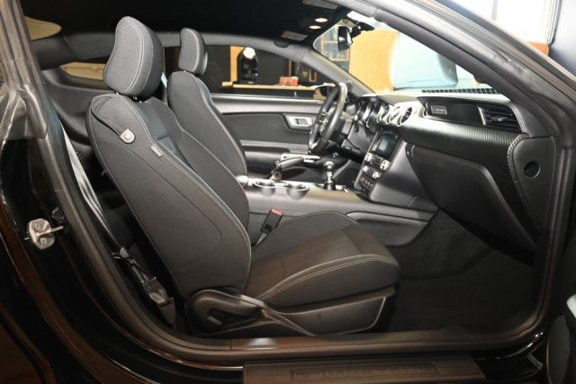 FORD Mustang usata 41
