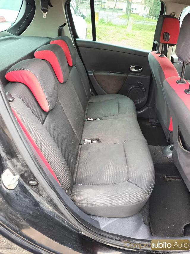 RENAULT Clio usata 13