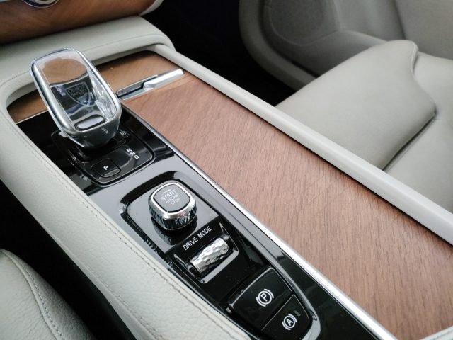 VOLVO XC90 usata, con Servosterzo