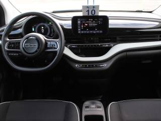 FIAT 500e usata, con Sedile posteriore sdoppiato