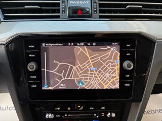 VOLKSWAGEN Passat Variant usata, con ESP