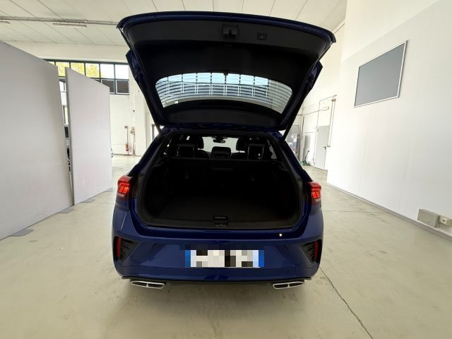VOLKSWAGEN T-Roc usata, con Volante in pelle