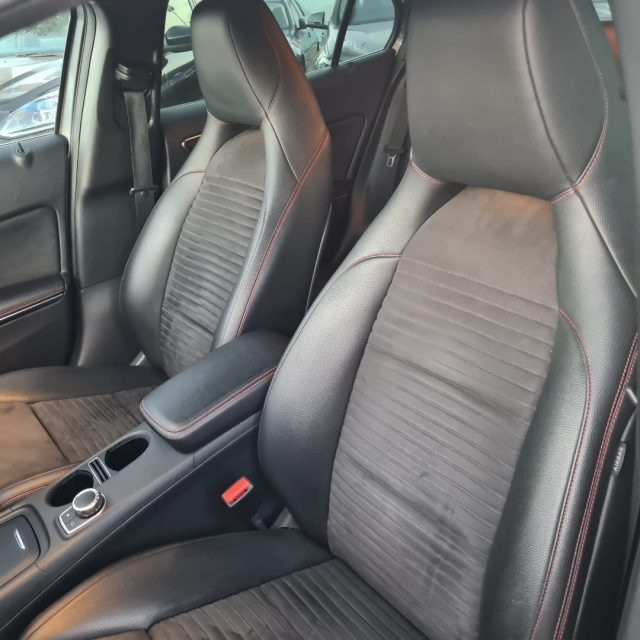 MERCEDES-BENZ GLA 200 usata, con Fari Xenon