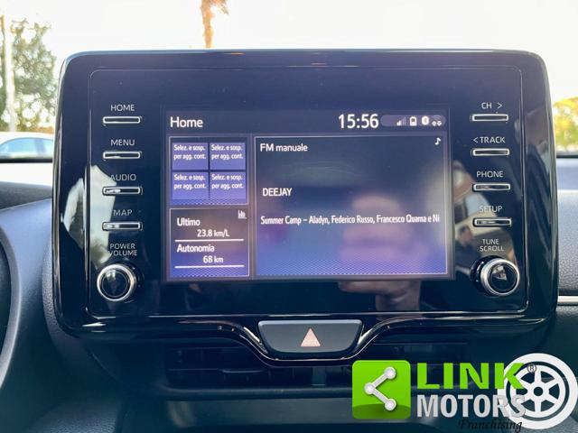 TOYOTA Yaris usata, con Luci diurne