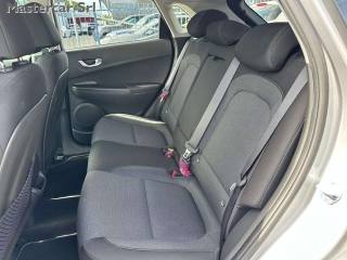 HYUNDAI Kona usata, con USB