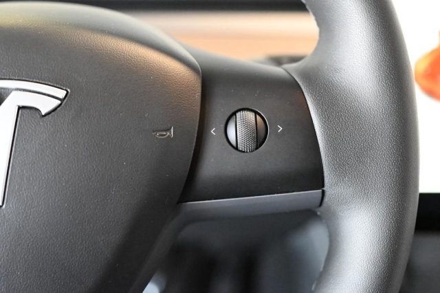 TESLA Model Y usata, con Sedili riscaldati