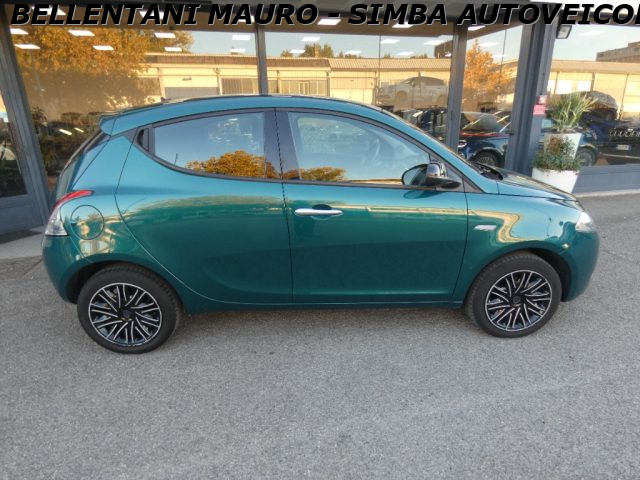 LANCIA Ypsilon usata, con Controllo trazione