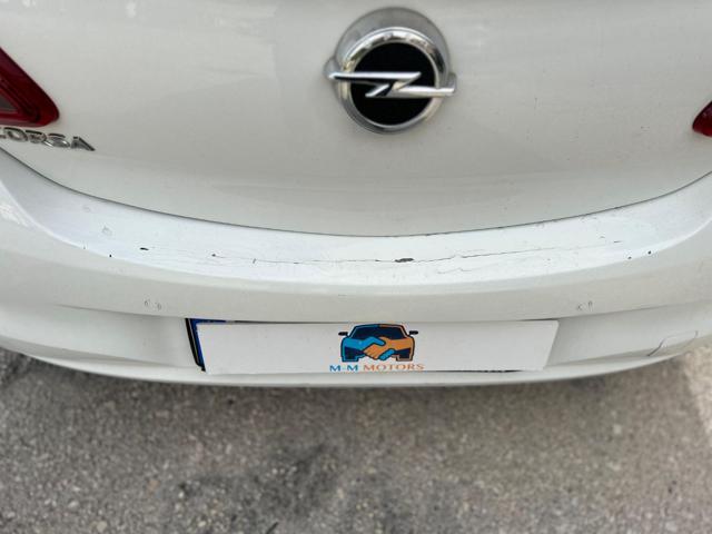 OPEL Corsa usata, con ESP