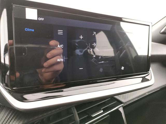 PEUGEOT 2008 usata, con Cruise Control