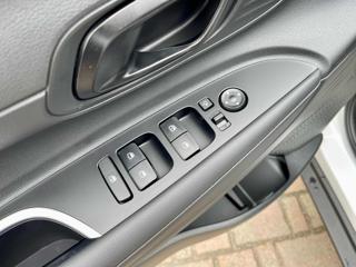 HYUNDAI Bayon usata, con Controllo elettronico della corsia