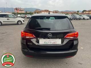 OPEL Astra usata, con Controllo trazione