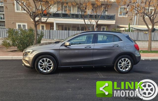 MERCEDES-BENZ GLA 200 usata, con Boardcomputer