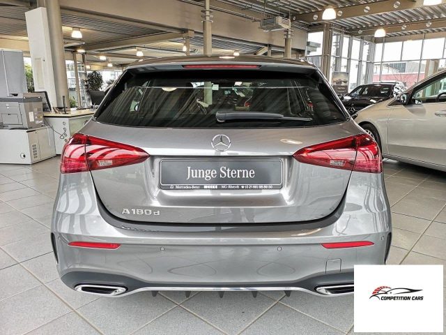 MERCEDES-BENZ A 180 usata, con Chiusura centralizzata