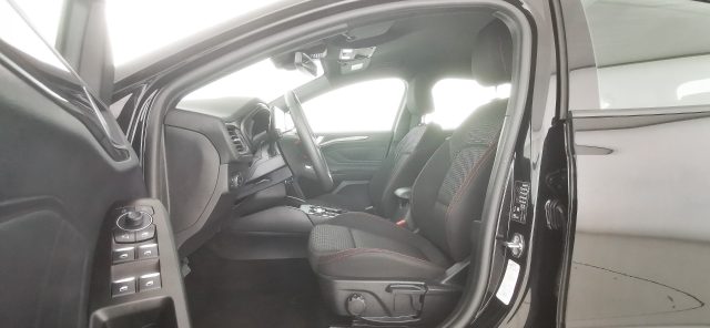 FORD Focus usata, con Divisori per bagagliaio
