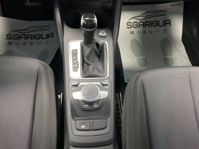 AUDI Q2 usata, con Park Distance Control