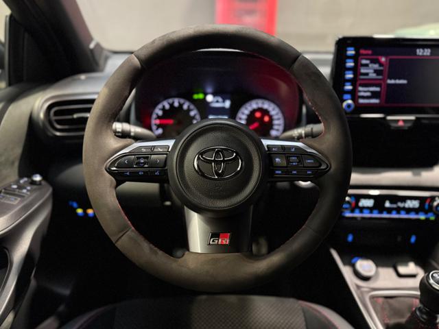 TOYOTA Yaris usata, con Controllo trazione