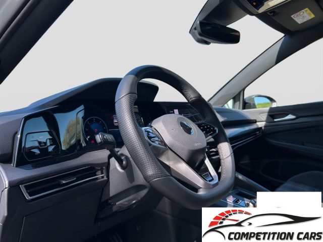 VOLKSWAGEN Golf usata, con Autoradio