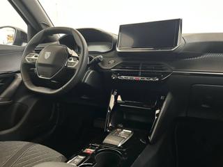 PEUGEOT 2008 usata, con USB