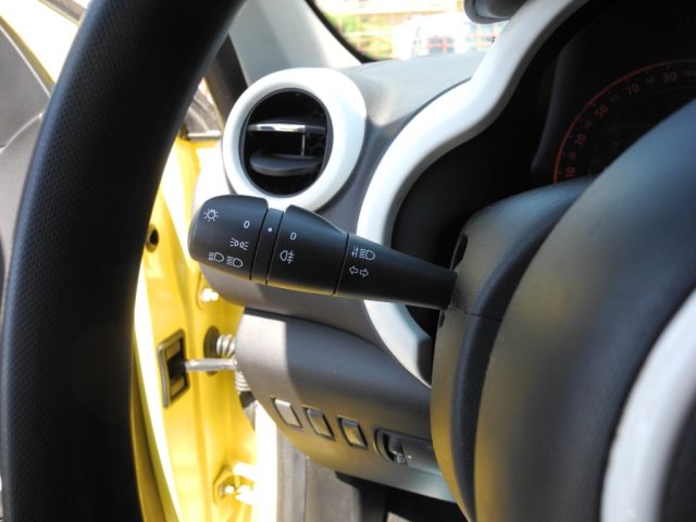 RENAULT Twingo usata, con Kit antipanne
