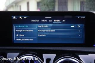 MERCEDES-BENZ CLA 220 usata, con Telecamera per parcheggio assistito