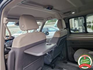 VOLKSWAGEN Multivan usata, con Park Distance Control