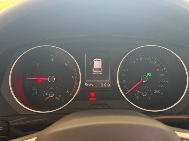 VOLKSWAGEN Tiguan usata, con Fari LED