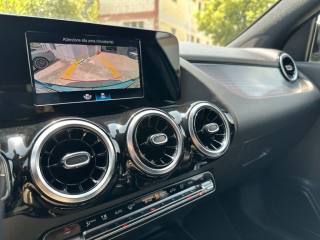 MERCEDES-BENZ GLA 180 usata, con ESP