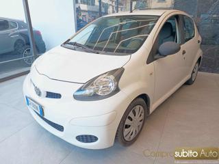 TOYOTA Aygo usata, con Airbag