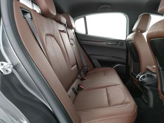 ALFA ROMEO Stelvio usata, con Volante in pelle