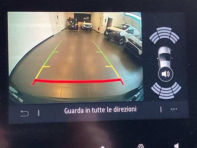 RENAULT Captur usata, con USB