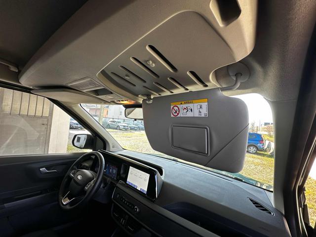 FORD Tourneo Courier usata, con Pneumatici estivi